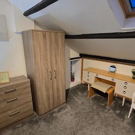 דירה Derwent - Three Bedrooms - Sleeps 6 *